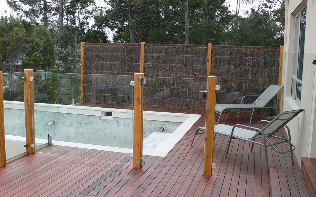 Brush Fence Melbourne - Brushwood Fencing