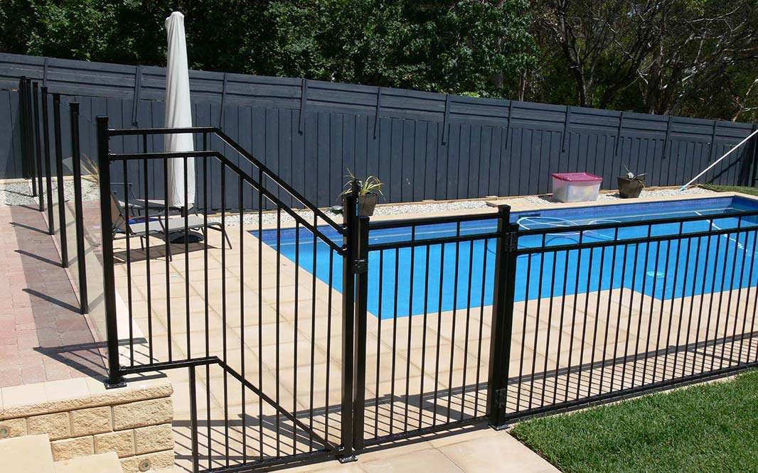 pool fencing