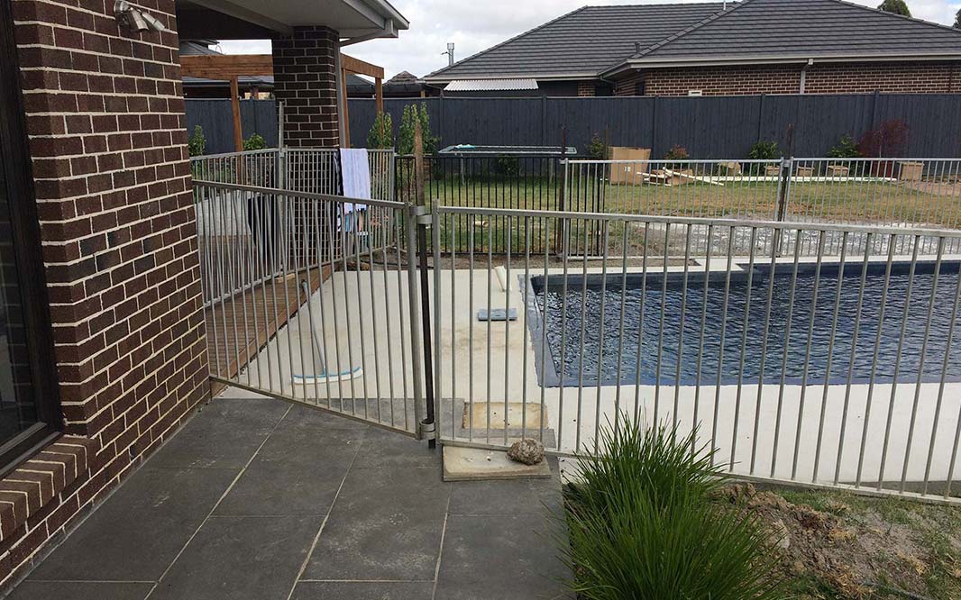 Temporary Pool Fencing