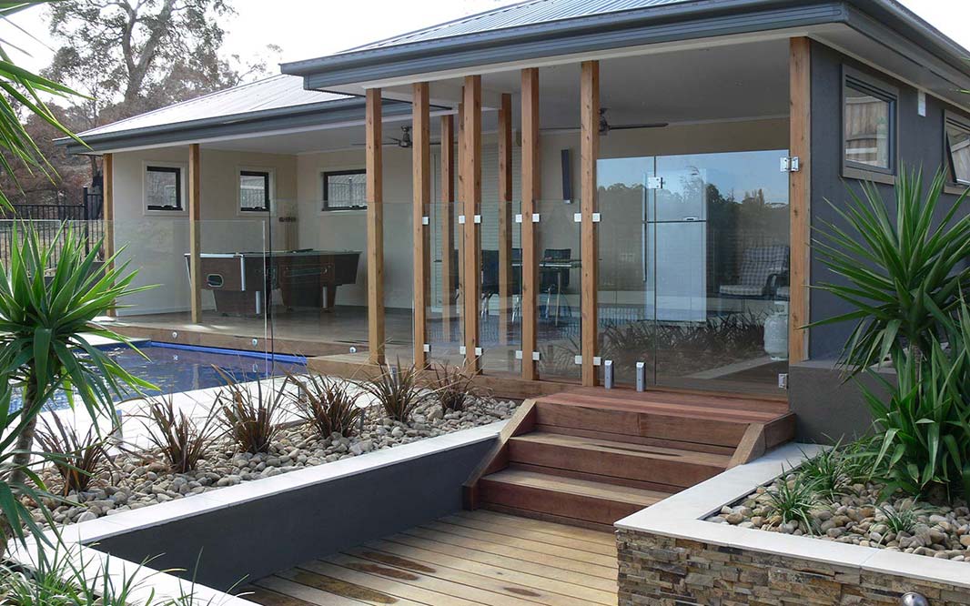 Frameless Glass Pool Fencing - Frameless Glass Balustrade Melbourne