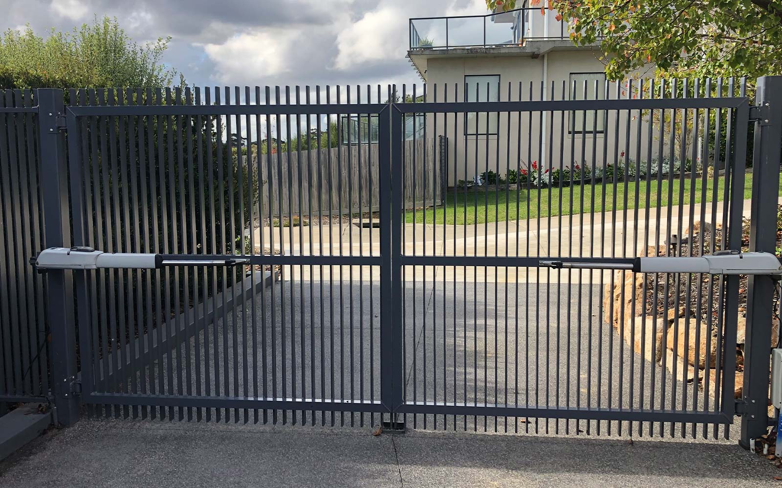 Automatic Fence Gate